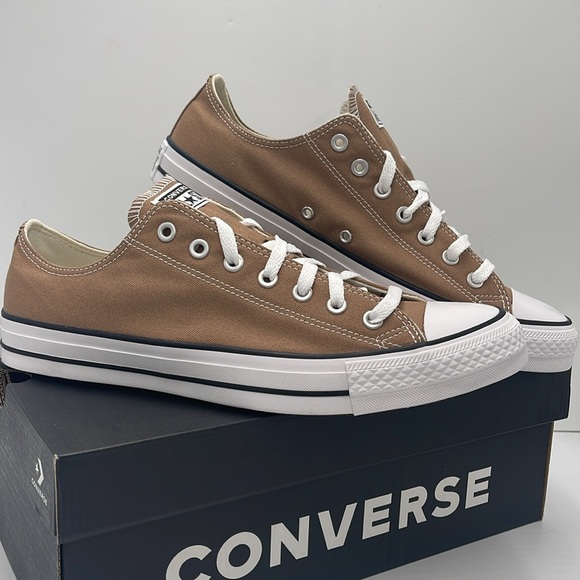 Converse Men’s Brown and White Chuck Taylor All Star Low-Top Sneaker - Hot Tea - Picture 7 of 16